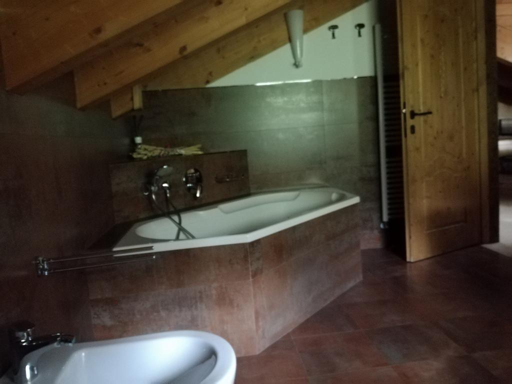 Hotel Bait De Angial Livigno Exterior photo