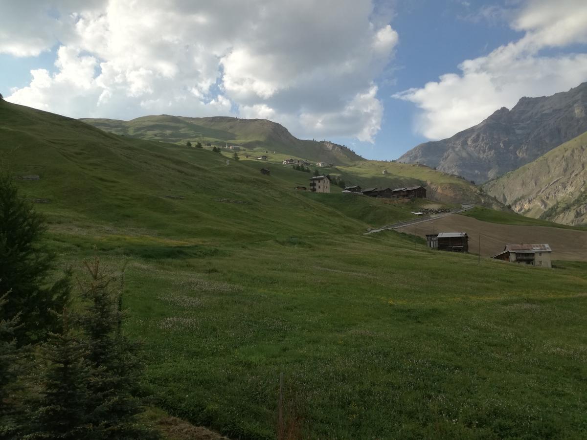 Hotel Bait De Angial Livigno Exterior photo