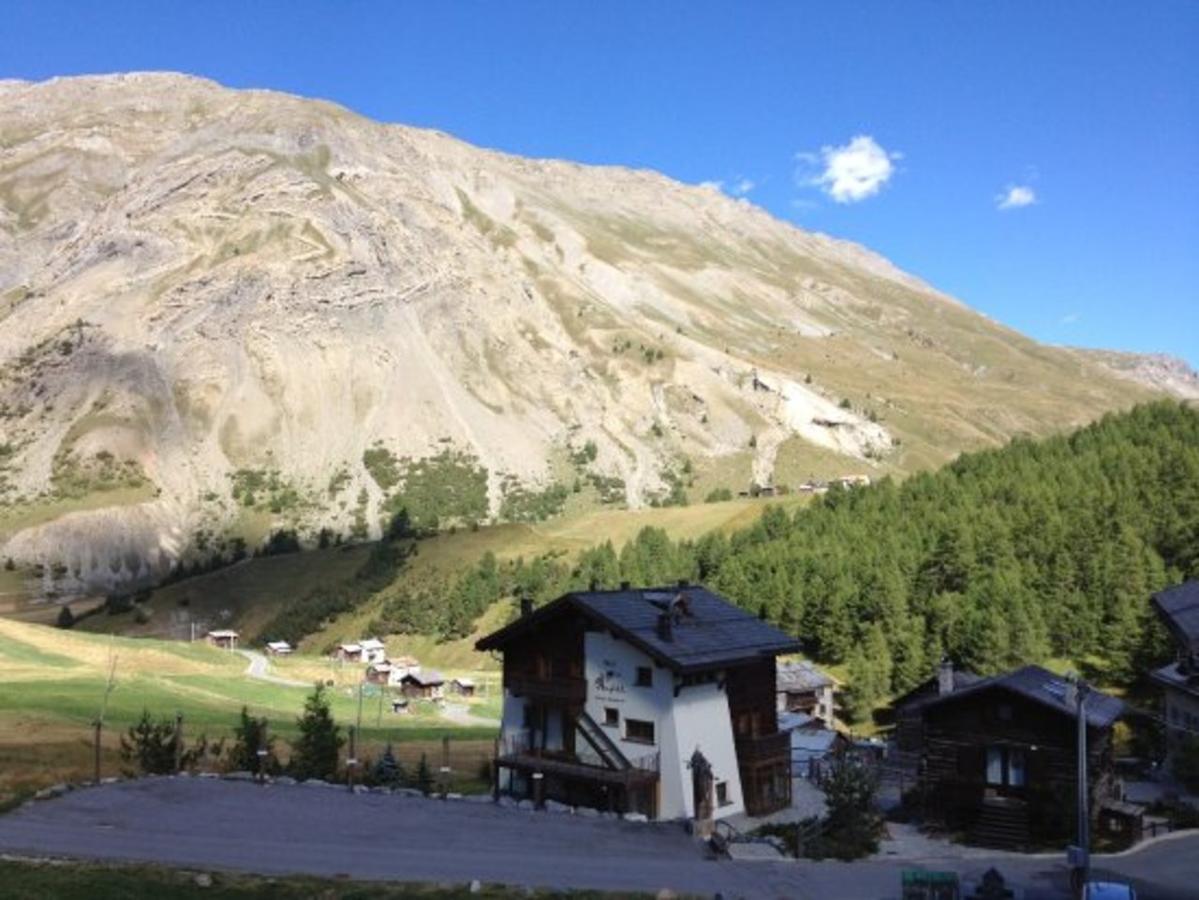 Hotel Bait De Angial Livigno Exterior photo